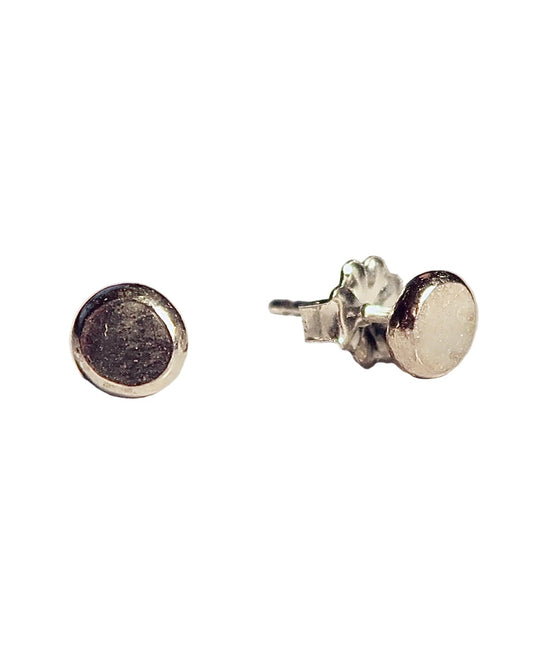 Revive Studs